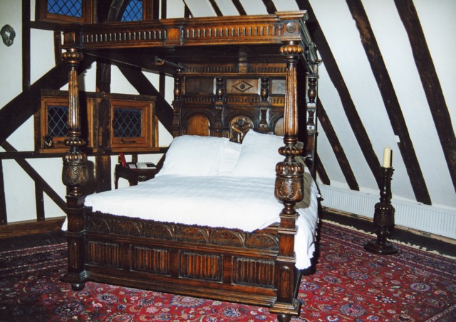 Four Poster Bed