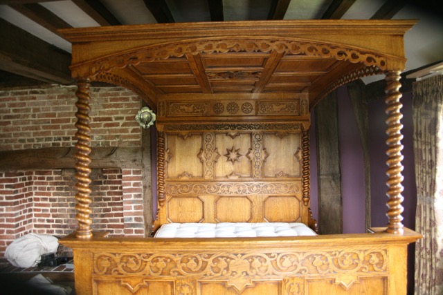Four Poster Bed